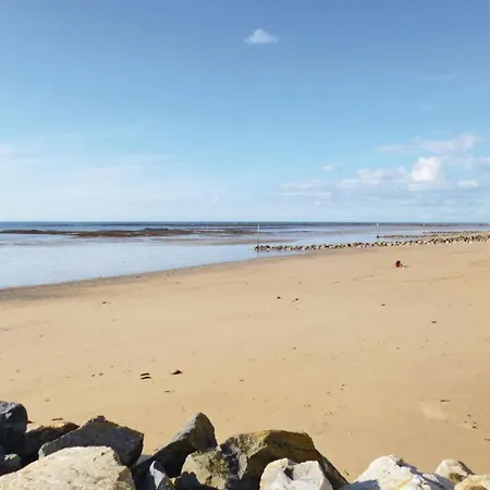 Nyaraló 4 Bedroom Cozy In *