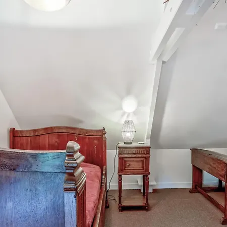 Nyaraló 4 Bedroom Cozy In