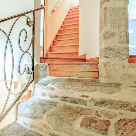 4 Bedroom Cozy In Nyaraló