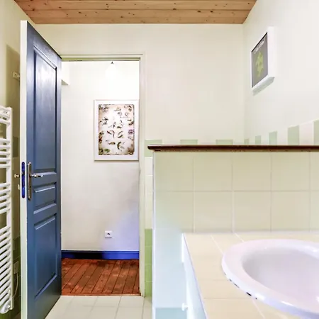 4 Bedroom Cozy In Ferienhaus *