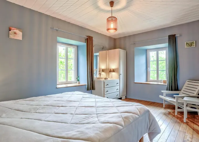 4 Bedroom Cozy In Casa vacanze *